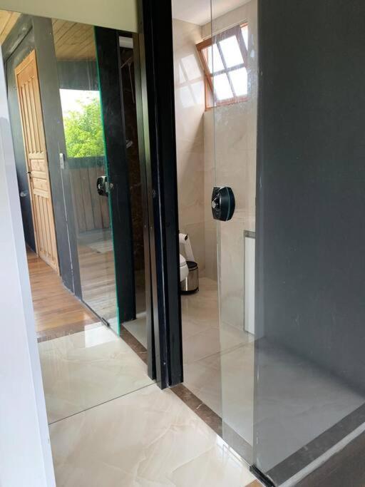 Suite Com Hidro No Centro Balneário Camboriú エクステリア 写真